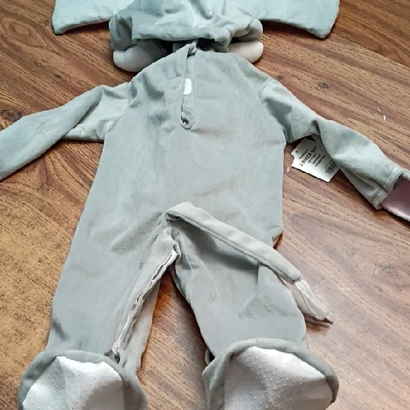 ๐ Gray Elephant Costume with Pink Ears Size 0-6 Months - Picture 6 of 12
